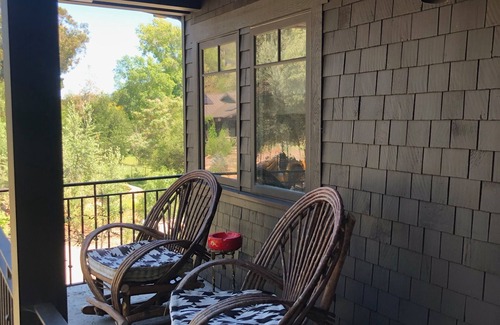 Ojai Cabaña | Meadow cottage between downtown Ojai and Shelf Road trailhead less than .5 mile