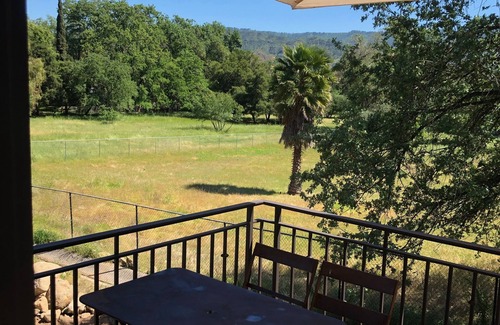 Ojai Cabaña | Meadow cottage between downtown Ojai and Shelf Road trailhead less than .5 mile
