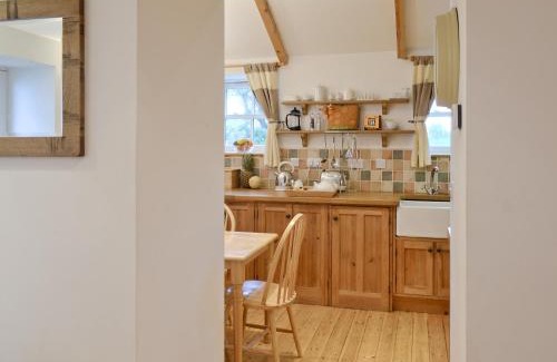St Just Casa | Meadow Cottage
