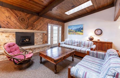 Intermountain Apartamento | Meadow Creek Townhome by Vail Realty