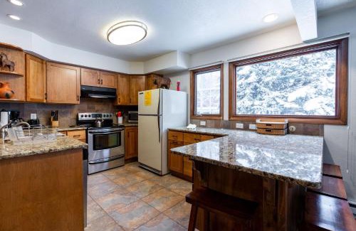 Intermountain Apartamento | Meadow Creek Townhome by Vail Realty