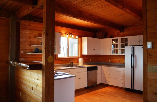Clinton Casa | Meadow Lake Guest Ranch - Lakeview House Osprey Suite
