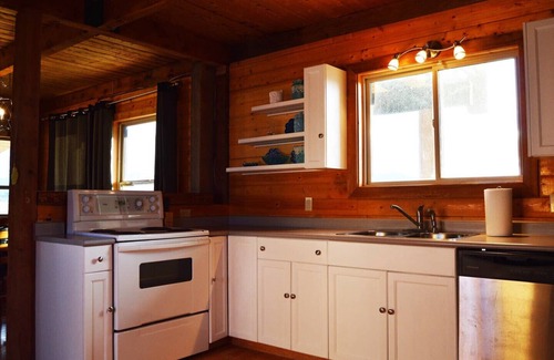 Clinton Casa | Meadow Lake Guest Ranch - Lakeview House Osprey Suite