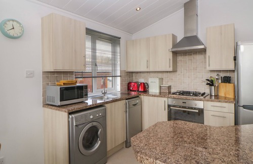 Newton Ferrers Cabaña | MEADOW LODGE, family friendly in Newton Ferrers