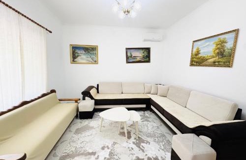 Albania Casa | Meadow Of Stars house