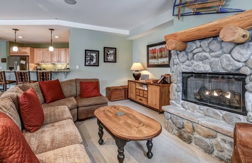 Kirkwood Condominio | Meadow Stone 3 Bdrm Beauty #205