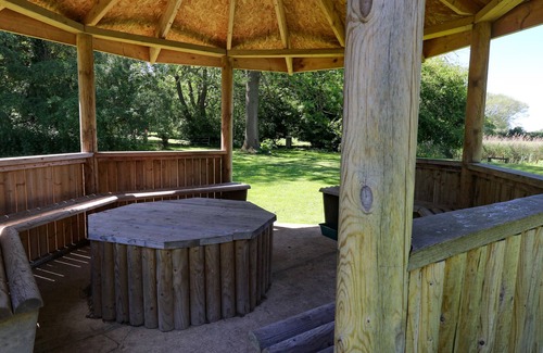 East Harling Cabaña | Vista del prado, HARLING DEL ESTE