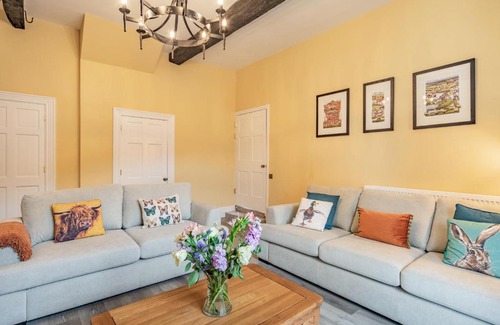 Wing Casa | Meadow View-Uk36729