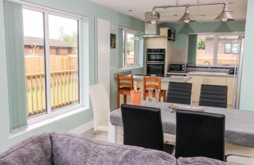 Arnold Casa | Meadowbank Lodge