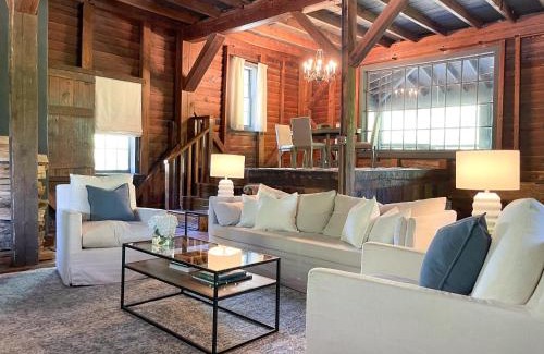 Lee County Casa | Meadows Mill House I