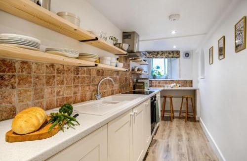 Charmouth Casa | Meads Cottage