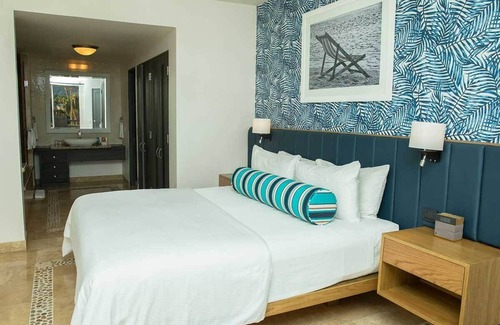 El Médano Ejidal Complejo | Medano Tower - Three-Bedroom Suite