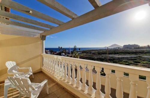 Arenas del Mar Casa | MEDANO4YOU Allwaves Holiday Home