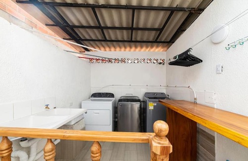 La Candelaria Apartamento | Medellín Minimal apartment Pet Friendly 203