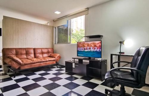 El Tesoro Apartamento | Medellín, Poblado. Perfect for travel and work.