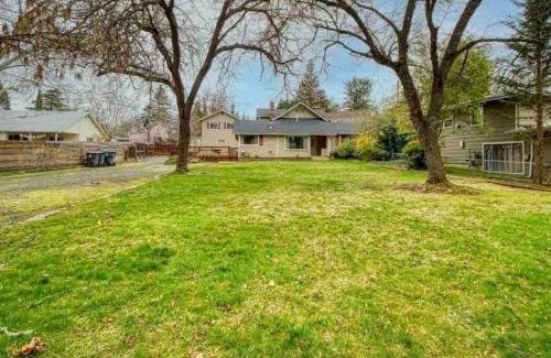 Medford Casa | Medford Home And 2 Condos With Pool