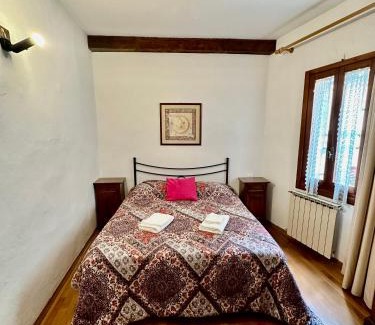 Sant' Ambrogio Casa | Medici Suite - Appartamento Vintage 200m dal Duomo