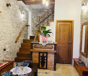 Gjirokaster Casa | Medieval Rooms