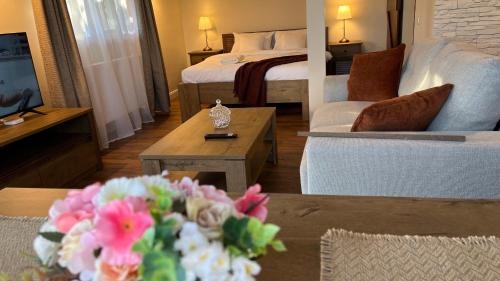 Sinmartin Apartamento | Mediterana Studio next to Baile Felix