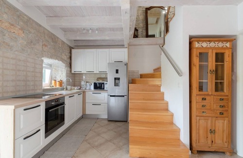 Vela Glavica Villa | Traditional stone house with private pool and sea view, BBQ