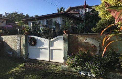 Kapoho Casa | Mediteranean style Ohana Rental/Garden Bungalow in Pahoa
