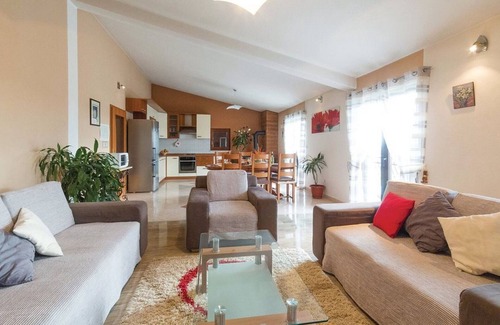 Kastel Novi Villa | Mediterranean Stylish Villa with Pool in Kastel Stari - Six Bedroom Villa with Pool