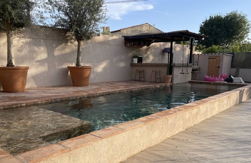 La Farlede Villa | Mediterranean villa, swimming pool and pétanque court