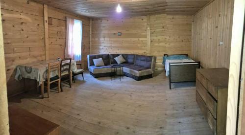 Khaishi Casa | Medo Guesthouse