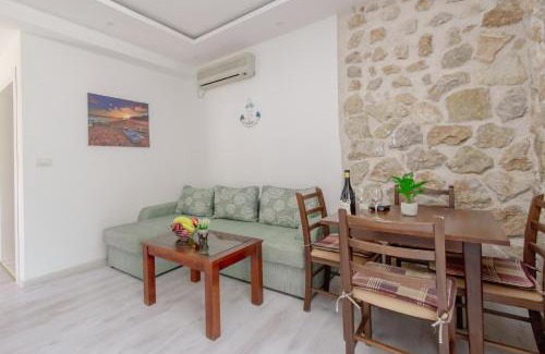 Gjerana Casa | Medo
