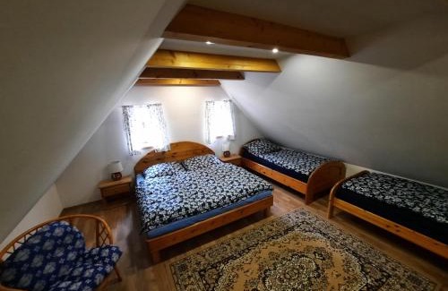 Hronov Casa | Medová chalupa