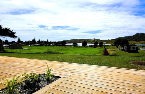 Waitomo District Casa | Mee ‘N G’s Boat Shed Marokopa’s finest luxury stay!