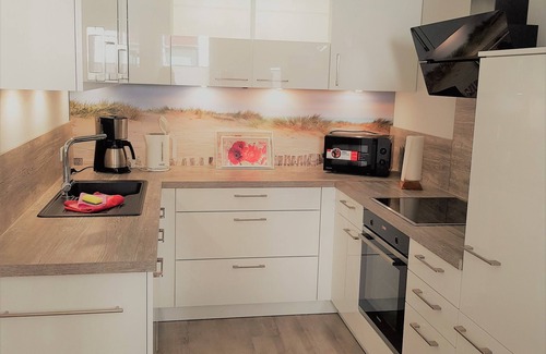 Altefaehr Apartamento | MeerZeit-modern vacation apartment with a view of the sea and Stralsund