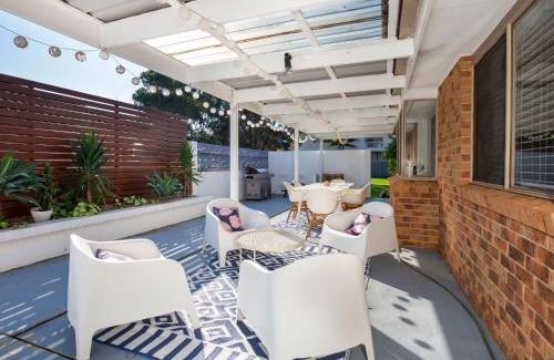 Culburra Beach Casa | Meeseeks I Pet Friendly I 2 Mins Walk to Beach