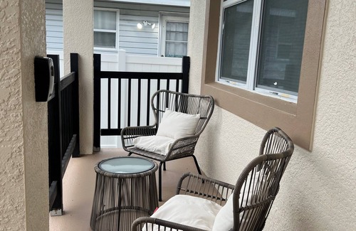 Northwest Orlando Casa | Meet. Play. Stay. Relax & Play in Orlando