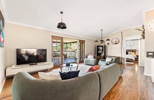 Nannup Casa | Meeukany - Hilltop Stunner in the Heart of Nannup