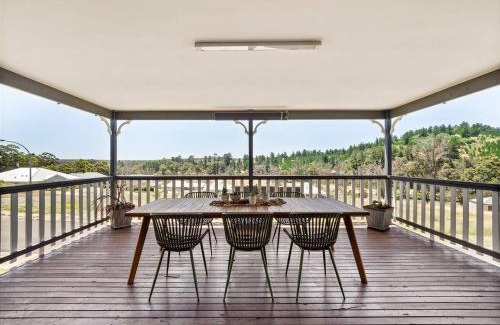 Nannup Casa | Meeukany - Hilltop Stunner in the Heart of Nannup