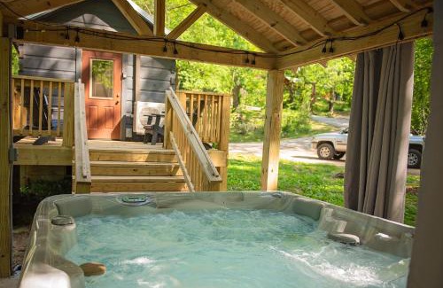 Lookout Valley Neighborhood Association Casa | Meg Cabin Tiny Rustic Comfort On Lookout Mtn