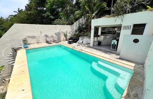 Joatinga Casa | Mega casa 5 suítes, vista pro mar, piscina e churrasqueira Joá Barra RJ