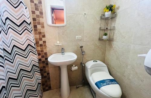 Barrio Kennedy Apartamento | Mega Suite junto al San Marino Shopping