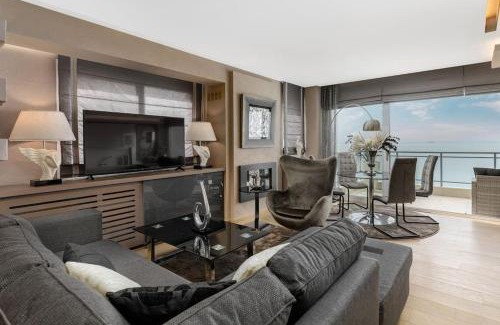 Perea Apartamento | Mega suite on the sea