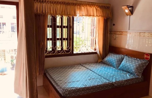 Kampong Cham Casa | Mekong Crossing Guesthouse - Restaurant & Pub
