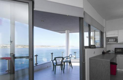 Għadira Apartamento | Mel 2 2bed Seaview In Ghadira By Homely