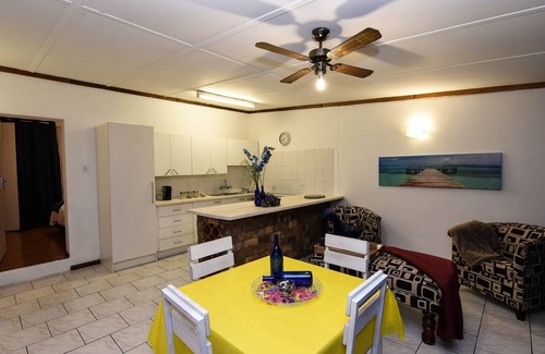 Greater Johannesburg Metropolitan Area Cabaña | Casita familiar acogedora de Mel