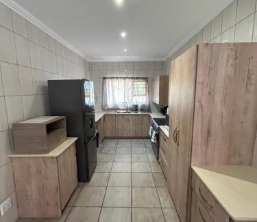 Marloth Park Hotel | Melamar Estate