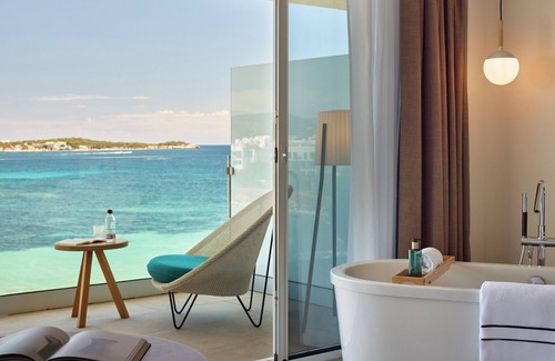 Santa Eulalia del Río Hotel | Meliá Ibiza - Adults Only