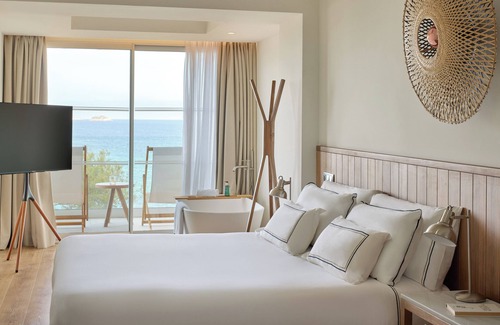 Santa Eulalia del Río Hotel | Meliá Ibiza - Adults Only