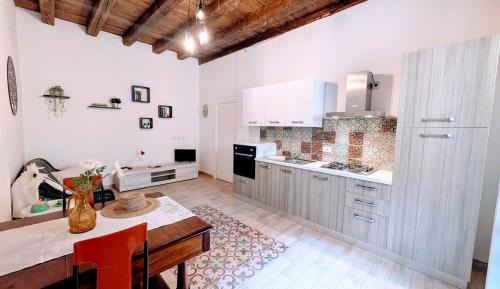 Iglesias Historic Centre Apartamento | Meli4Retreat Beach, Mountain & History