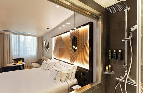 El Salvador Hotel | Melia Avenida América