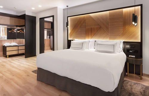 El Salvador Hotel | Melia Avenida América