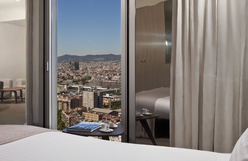 Poblenou Hotel | Melia Barcelona Sky